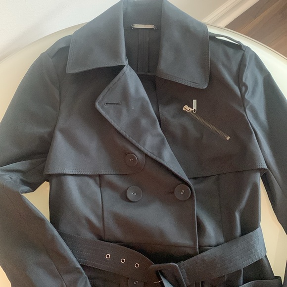 Guess by Marciano black trench size small. - Picture 8 of 14